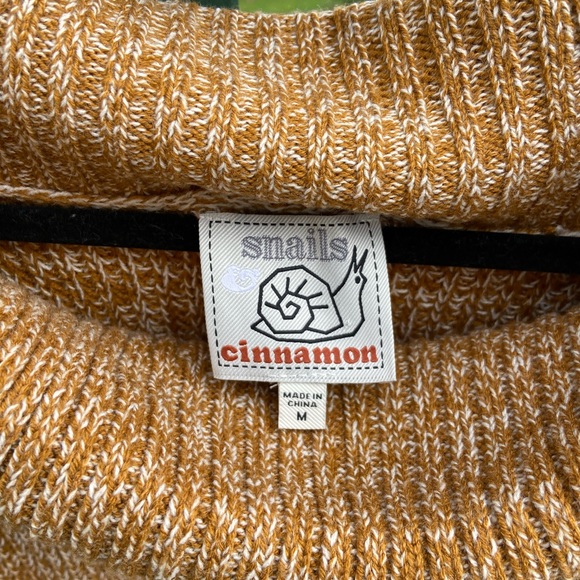 Snails & Cinnamon off the shoulder sweater dress M - Picture 3 of 3